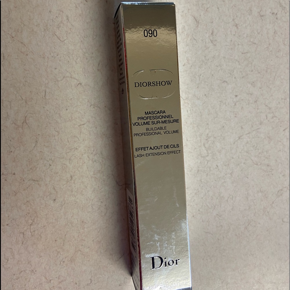 Diorshow Buildable Volume Mascara #090 Pro Black 0.05 oz./1.5 ml - New in Box
